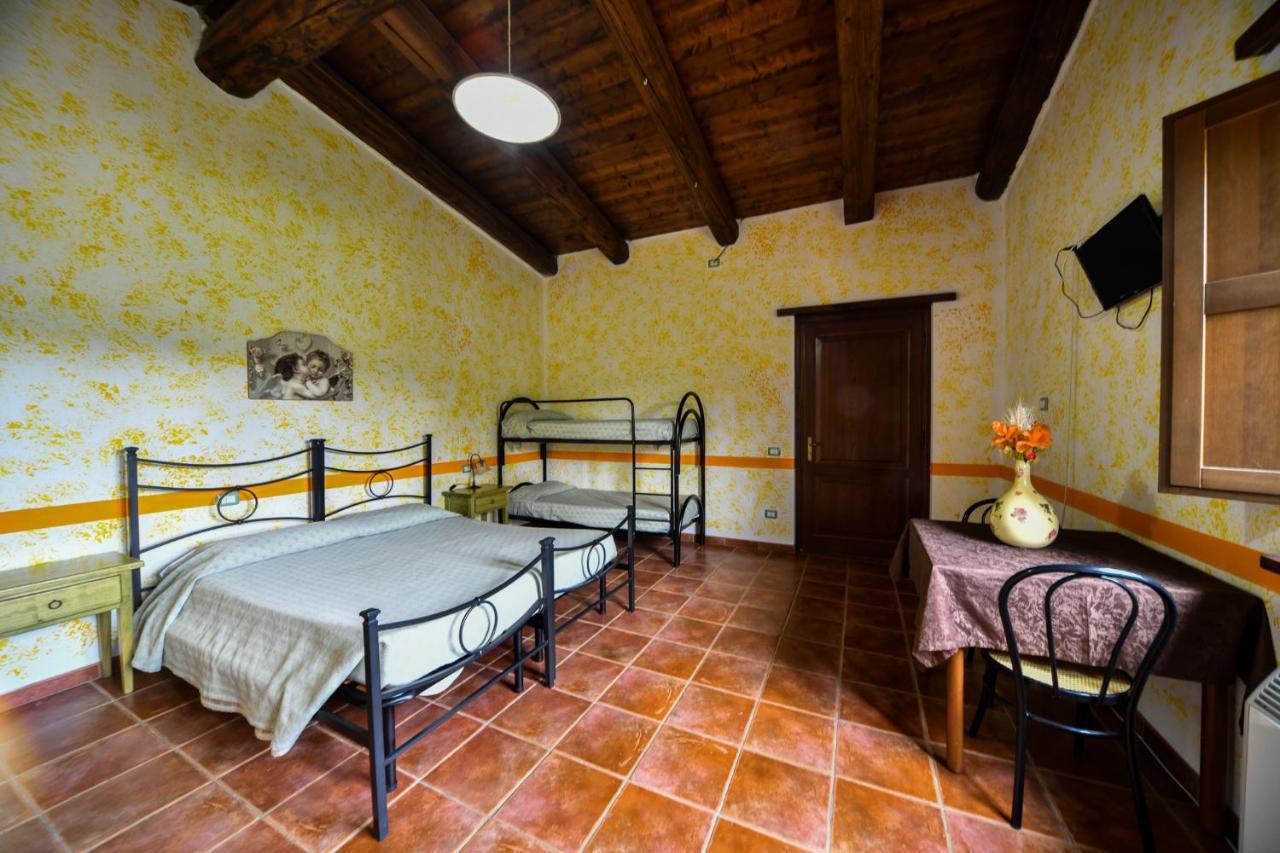 Agriturismo Valle Tezze Cascia Buitenkant foto